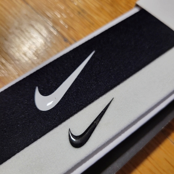 Nike Set Flex Headbands & Coordinating Ponytail Holders Set - Picture 5 of 10